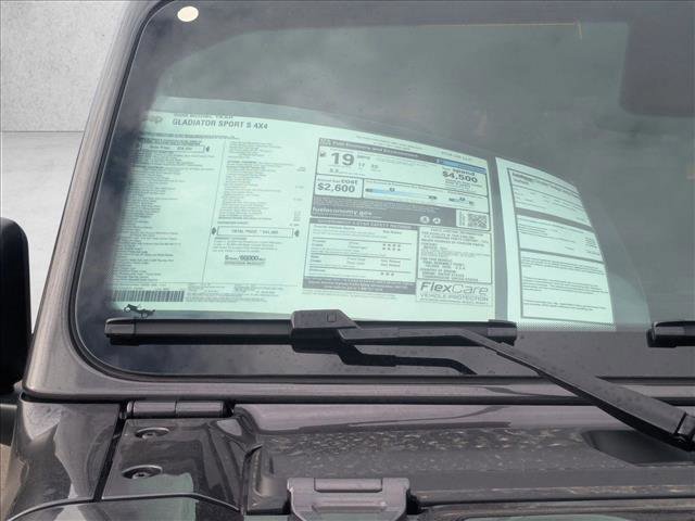 New 2026 Jeep Gladiator Sport image 18