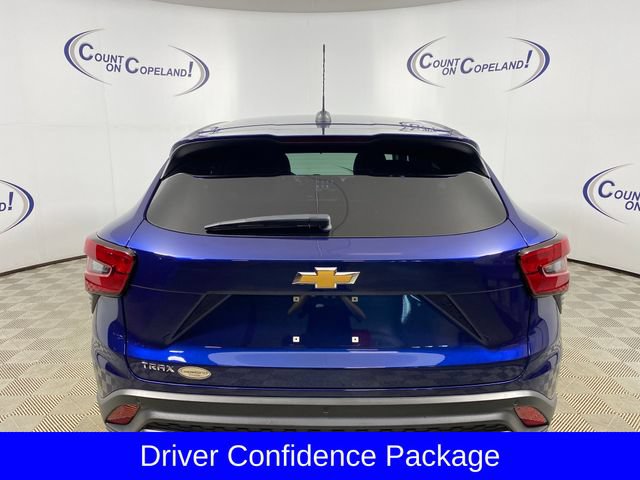 Certified 2024 Chevrolet Trax LS w/ LS Convenience Package FWD image 5