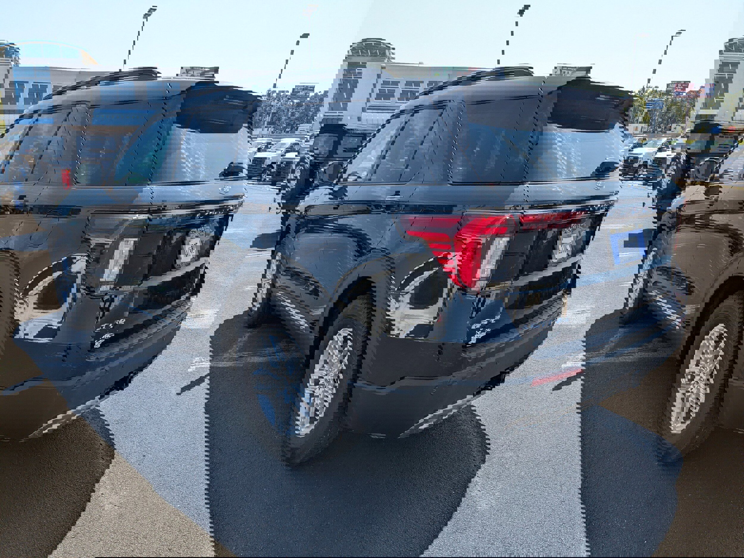 New 2025 Ford Explorer Active w/ Active Comfort Package image 6