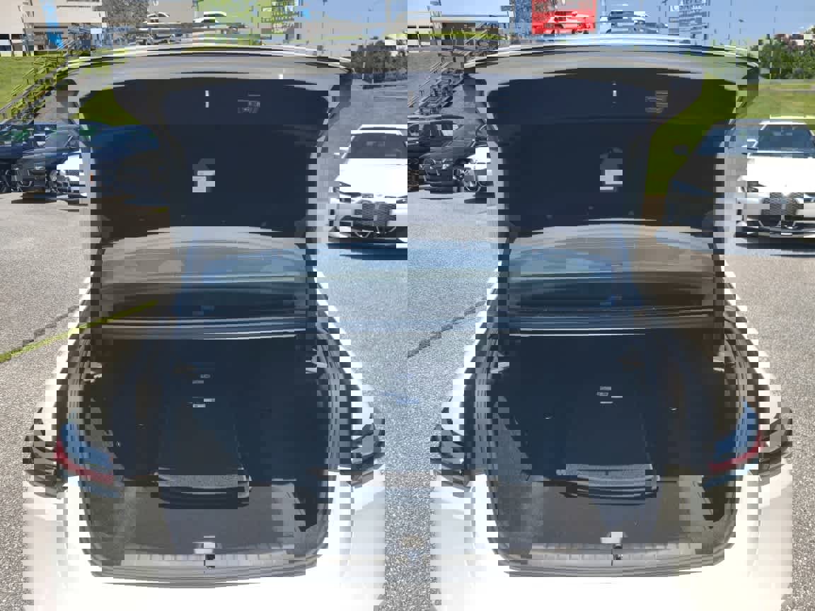 Used 2024 BMW i7 eDrive50 image 26