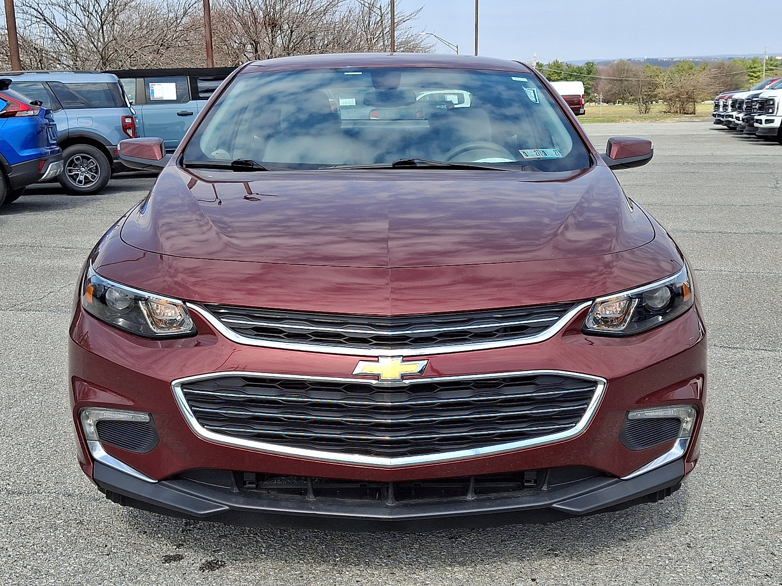 Used 2016 Chevrolet Malibu LT image 2