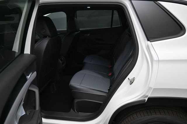 New 2026 Volkswagen Tiguan SE R-Line AWD/4WD image 11