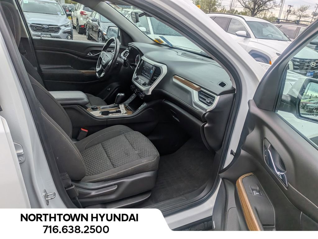 Used 2019 GMC Acadia SLE w/ LPO, Floor Liner Package AWD/4WD image 39