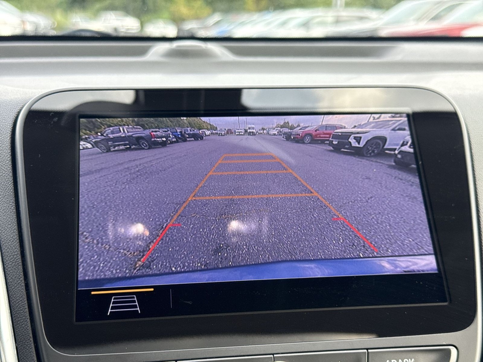 Used 2021 Chevrolet Equinox LT FWD image 20