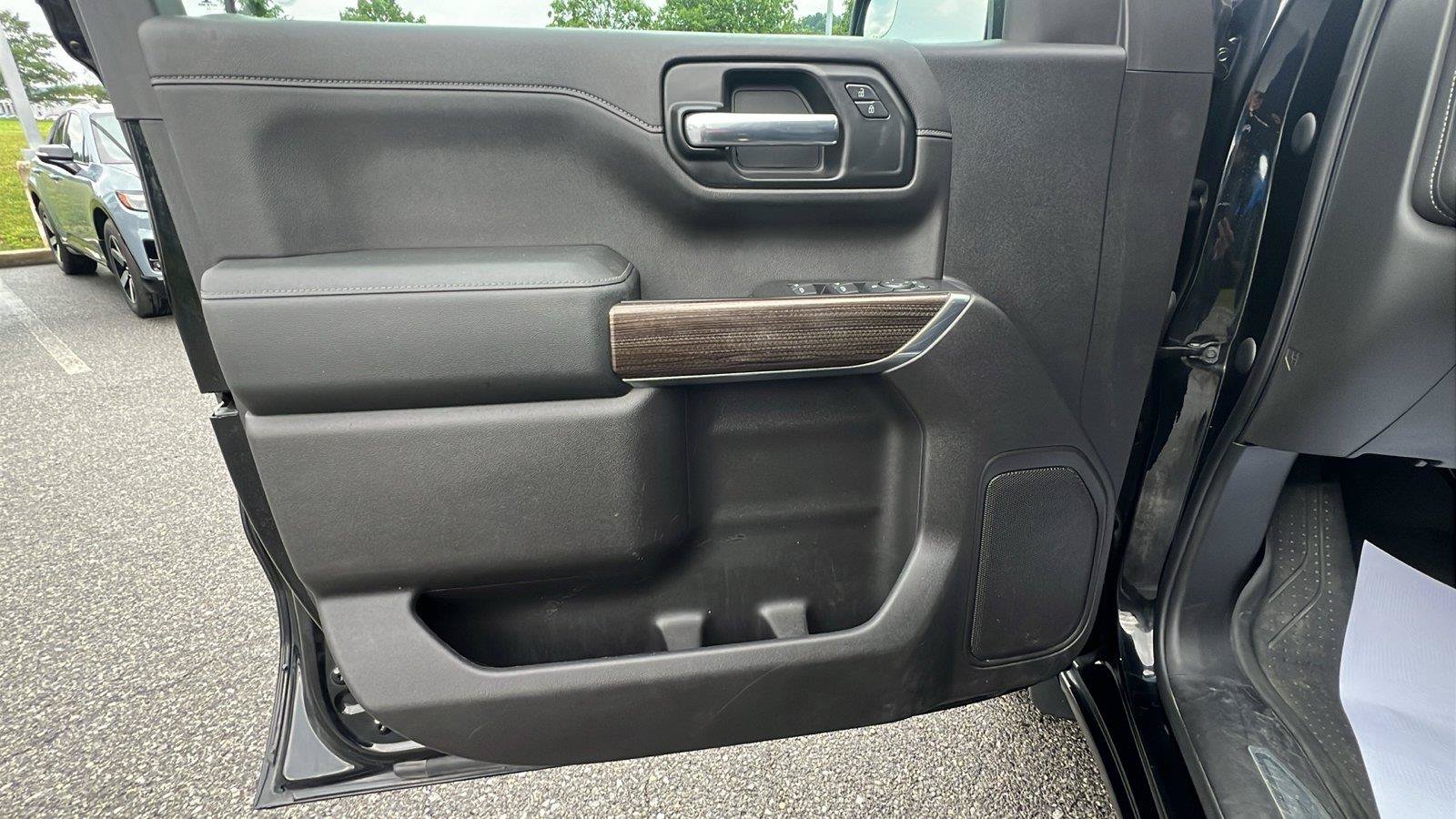 Used 2020 Chevrolet Silverado 1500 LT w/ All-Star Edition AWD/4WD image 21