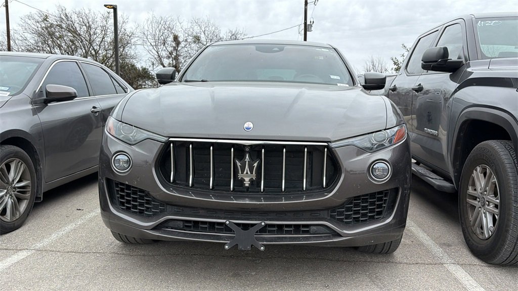Used 2019 Maserati Levante image 2