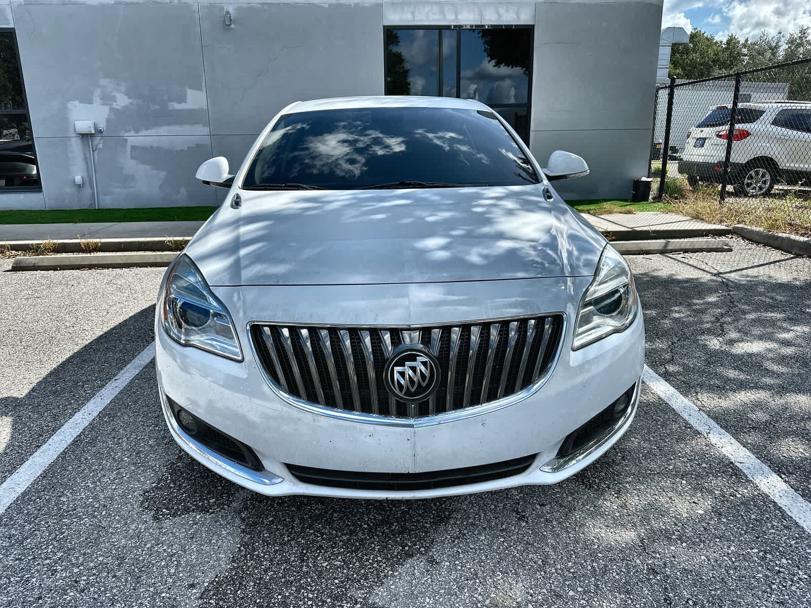 Used 2017 Buick Regal Sport Touring FWD image 12
