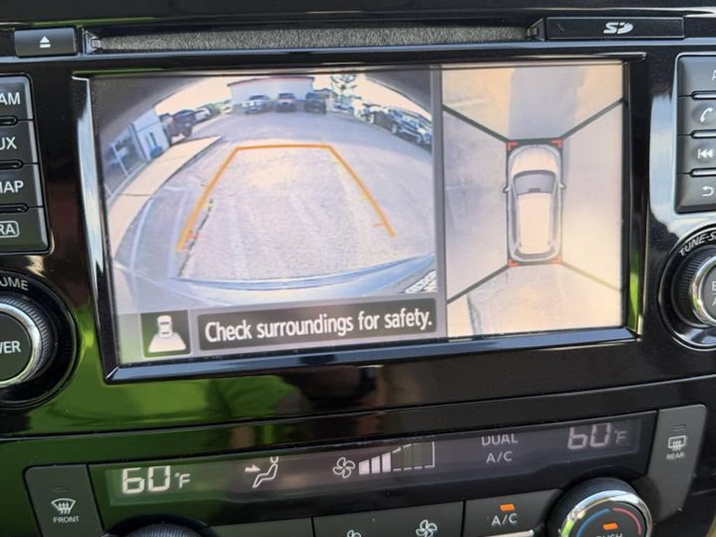 Used 2014 Nissan Rogue SL FWD image 16