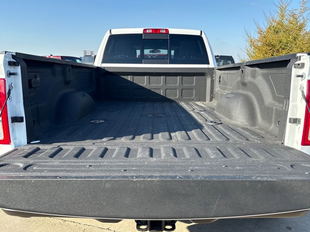 Used 2024 RAM 3500 Tradesman w/ Chrome Appearance Group image 27