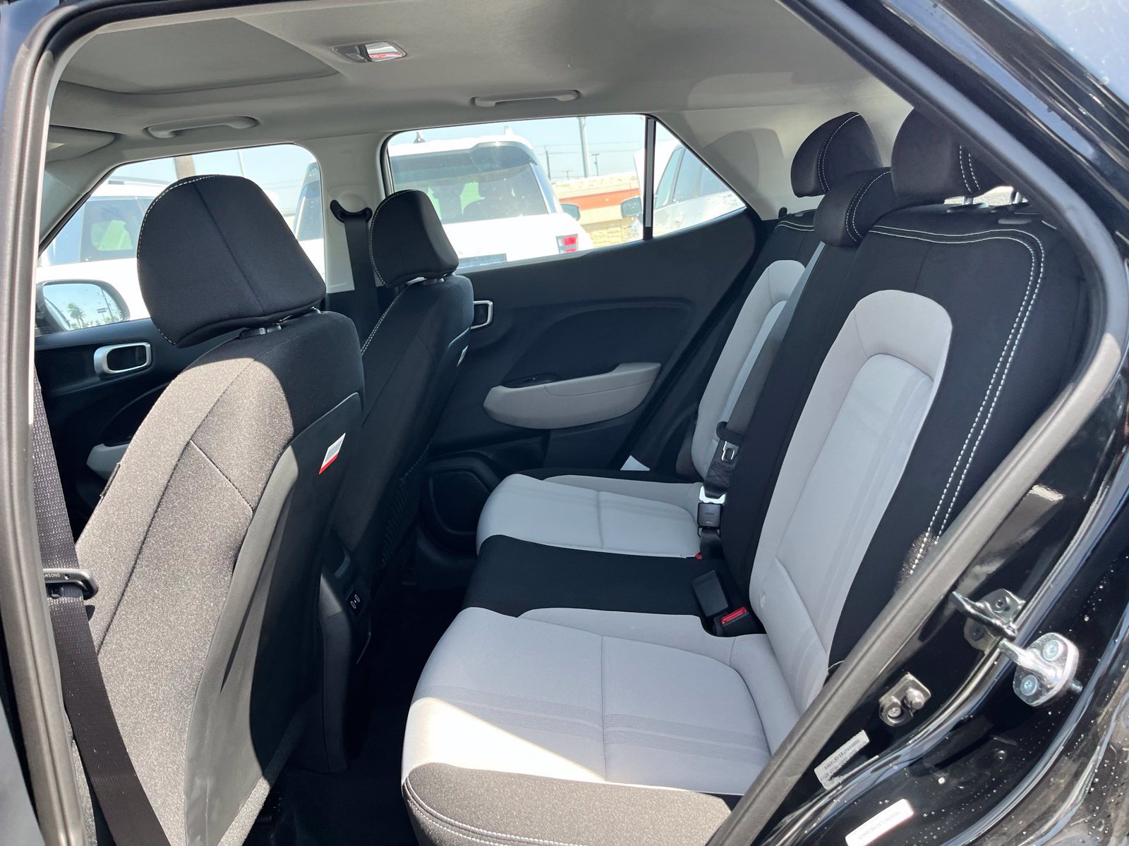 New 2026 Hyundai Venue SEL FWD image 18