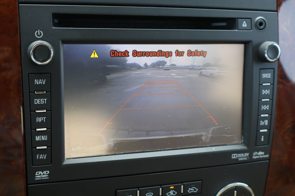 Used 2012 Chevrolet Avalanche LTZ RWD image 17