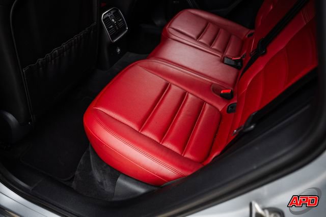 Used 2015 Porsche Macan Turbo image 70