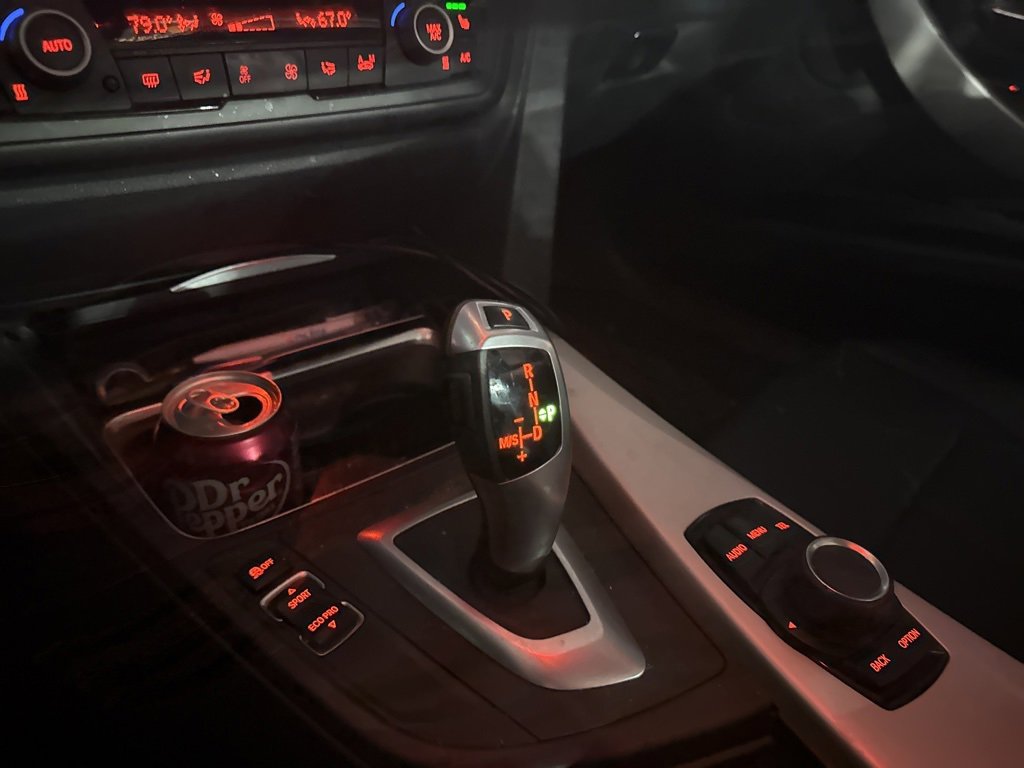 Used 2014 BMW 320i xDrive Sedan image 13