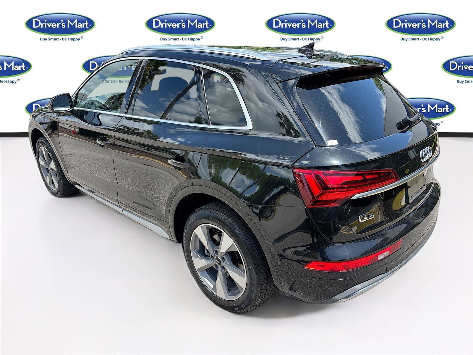 Used 2023 Audi Q5 2.0T Premium Plus w/ Premium Plus Package AWD/4WD image 5