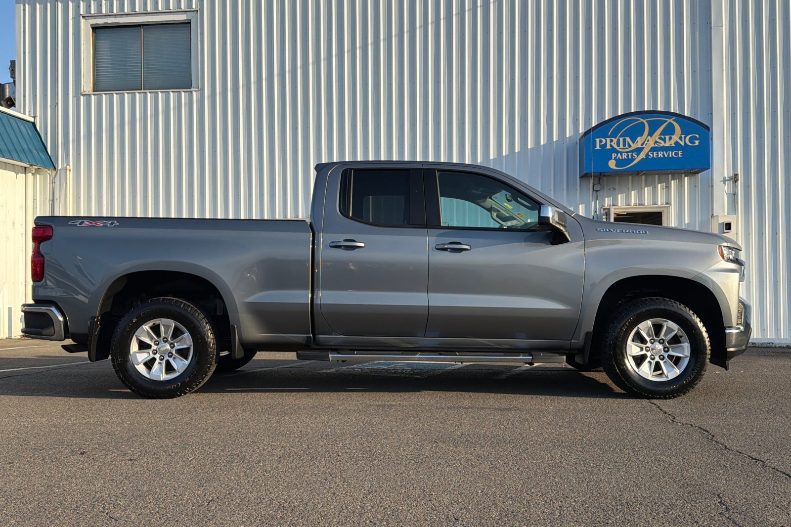 Used 2020 Chevrolet Silverado 1500 LT w/ All-Star Edition AWD/4WD image 3