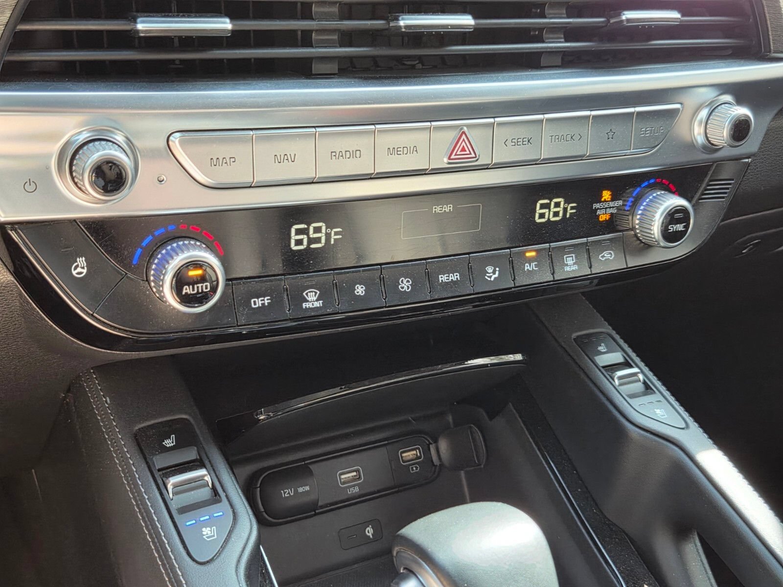 Used 2021 Kia Telluride SX w/ Nightfall Edition Package AWD/4WD image 24