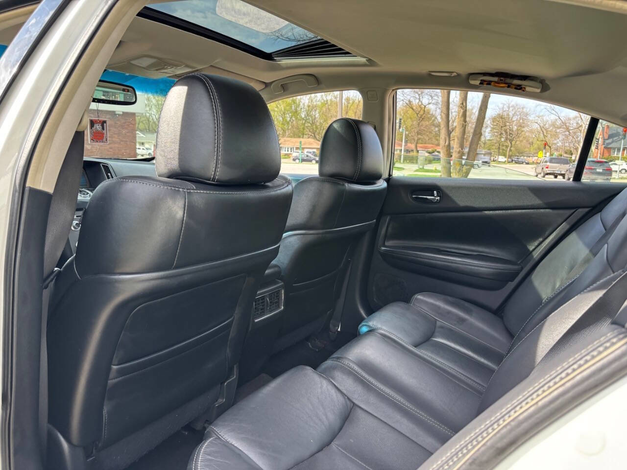 Used 2012 Nissan Maxima 3.5 SV w/ Sport Pkg image 10