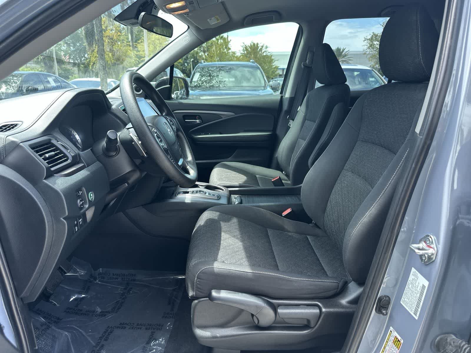Used 2023 Honda Ridgeline Sport image 13