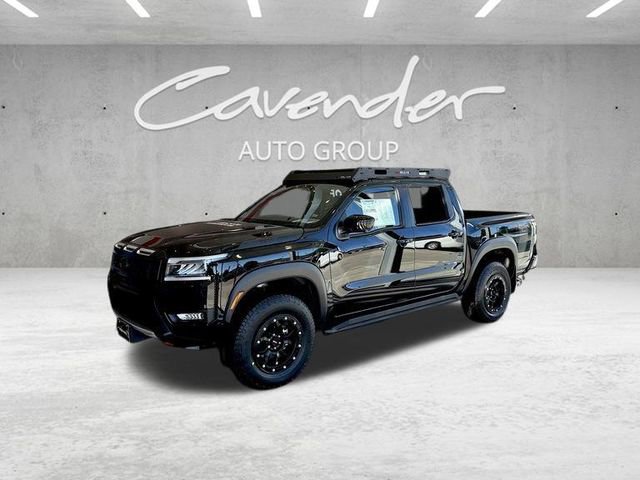 New 2025 Nissan Frontier PRO-4X w/ Pro Convenience Package