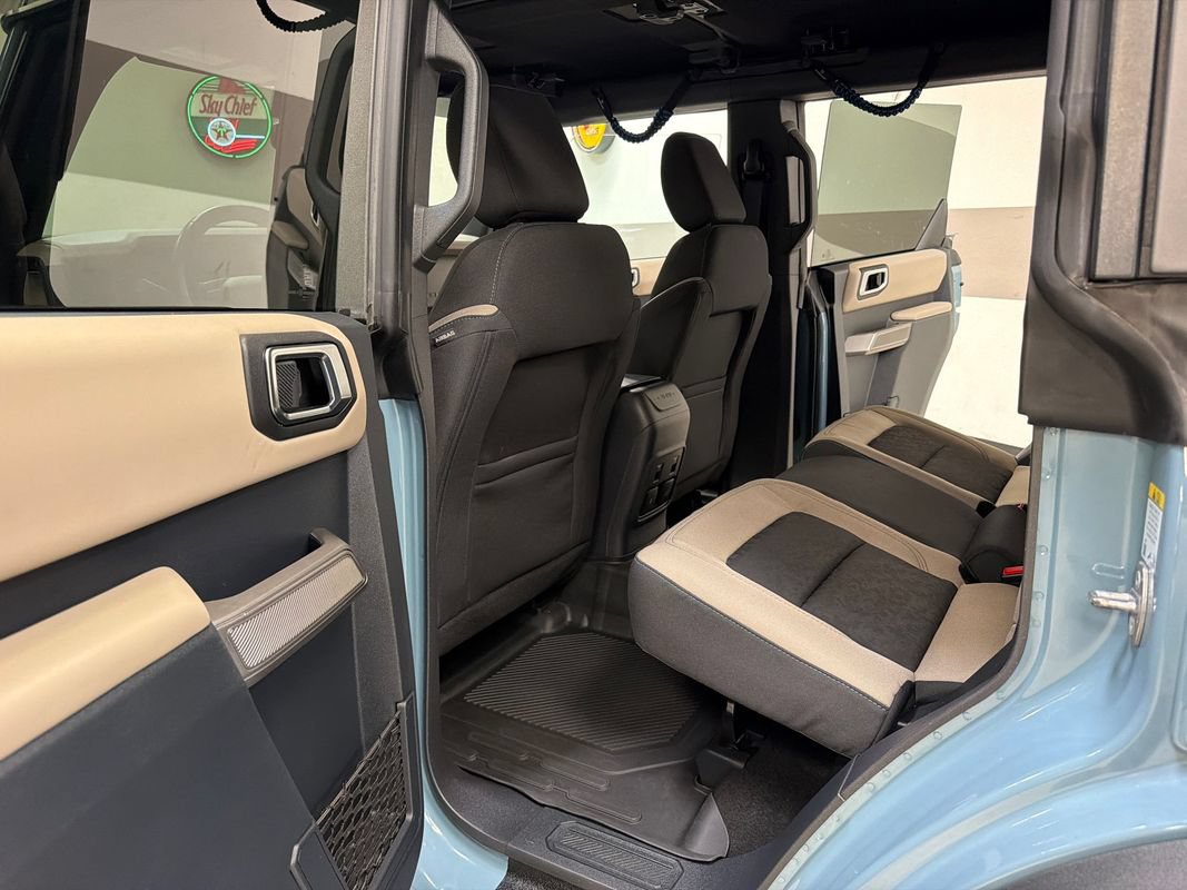 Used 2023 Ford Bronco Wildtrak AWD/4WD image 31
