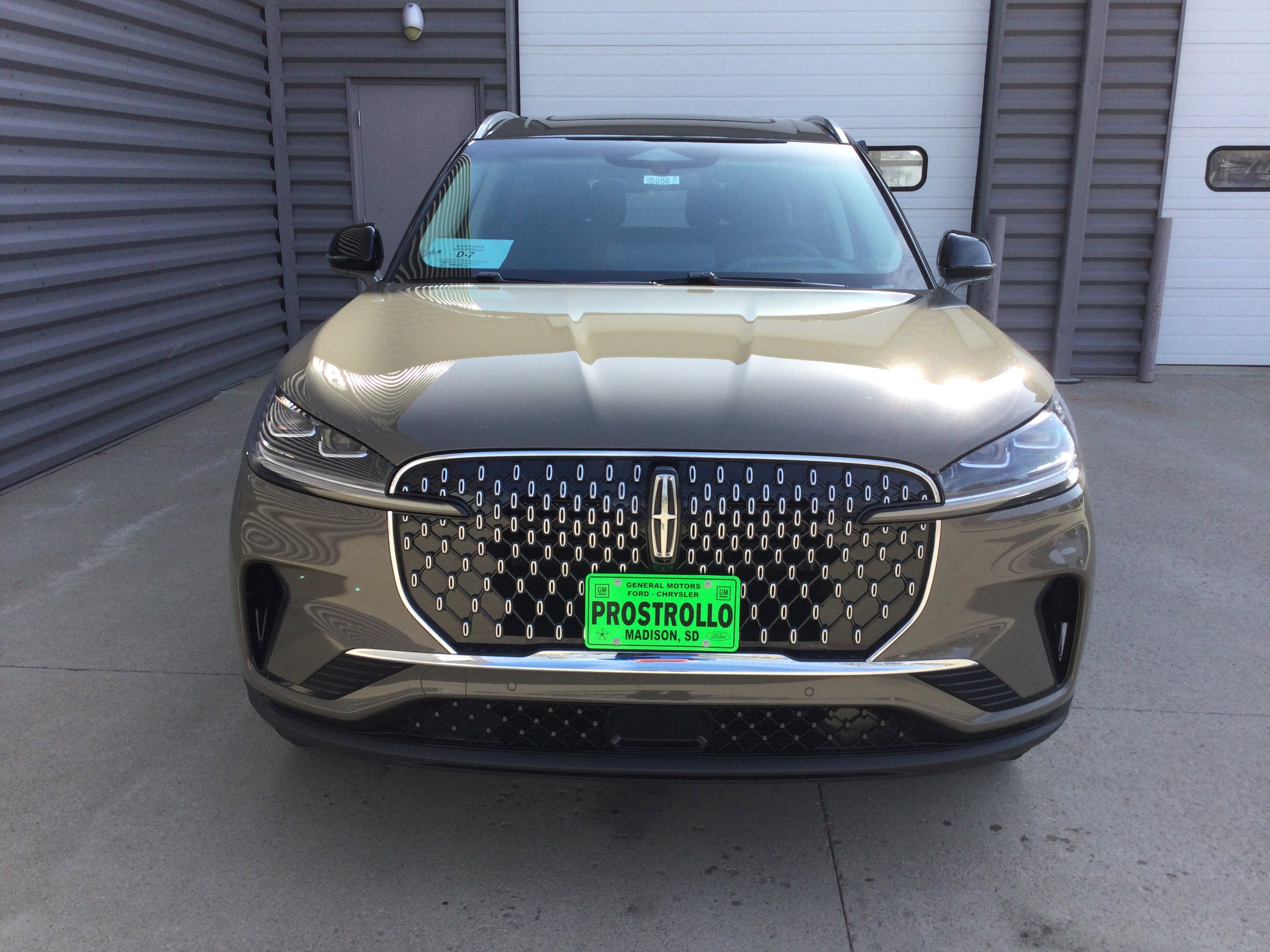 New 2025 Lincoln Aviator Reserve w/ Illumination Package image 3