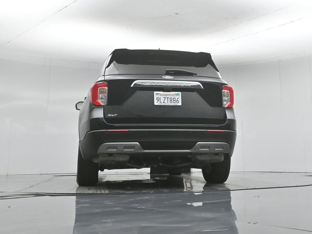 Used 2024 Ford Explorer XLT w/ Equipment Group 202A RWD image 54