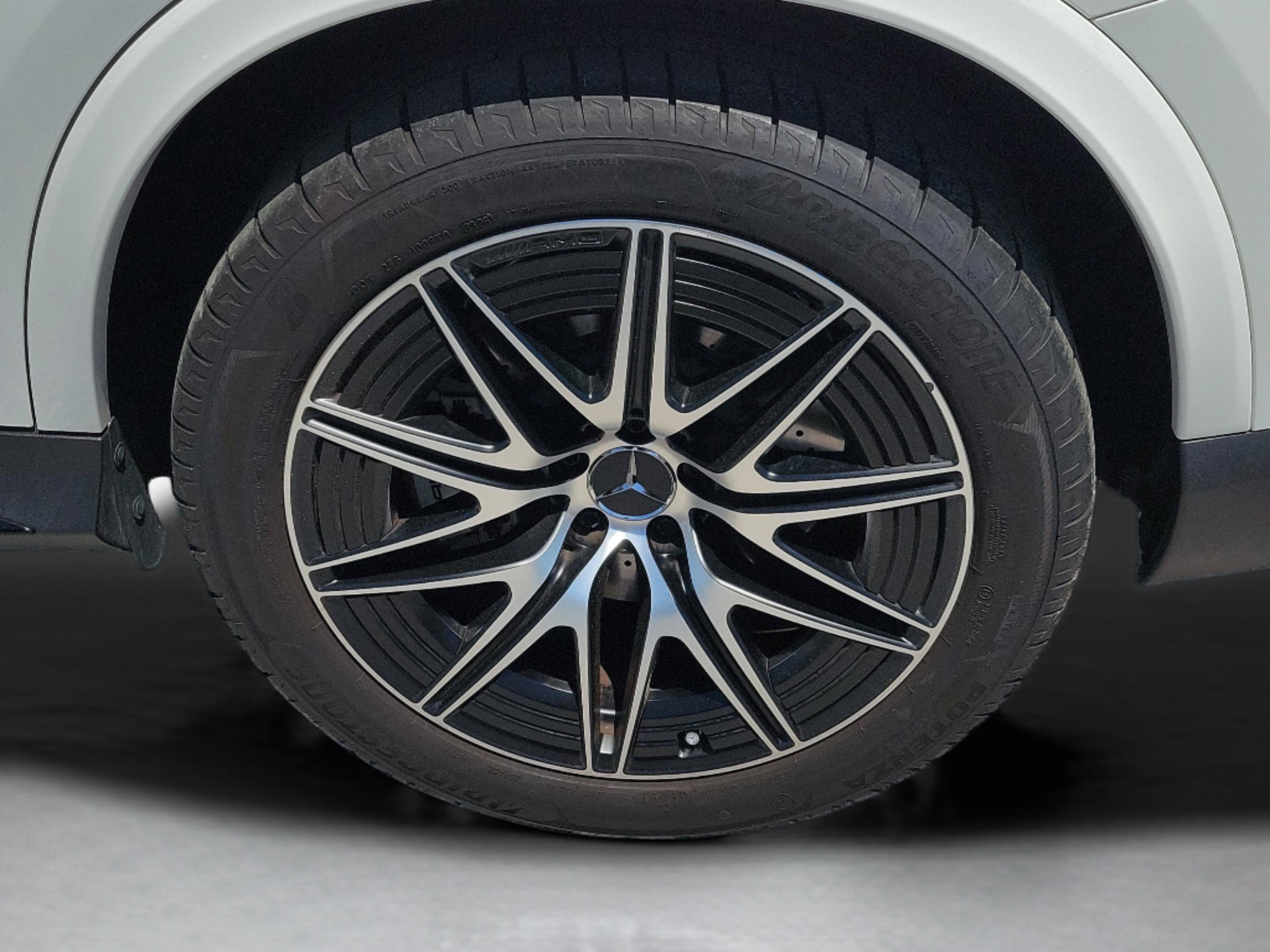 Certified 2026 Mercedes-Benz GLC 43 AMG 4MATIC image 31