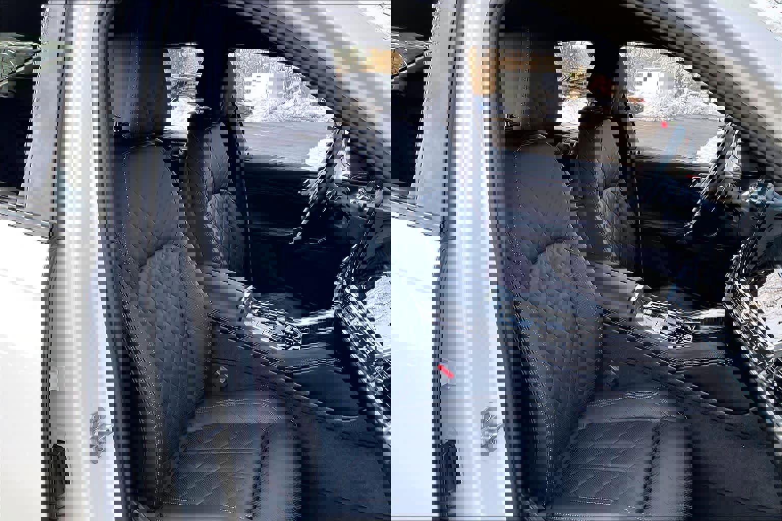 Certified 2024 BMW X6 xDrive40i w/ Premium Package image 9