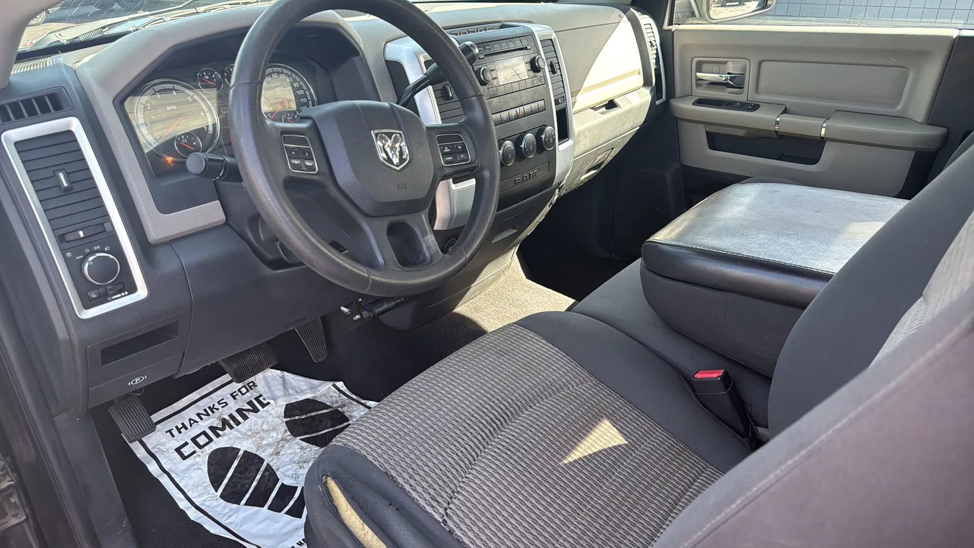 Used 2012 RAM 1500 Classic SLT AWD/4WD image 10