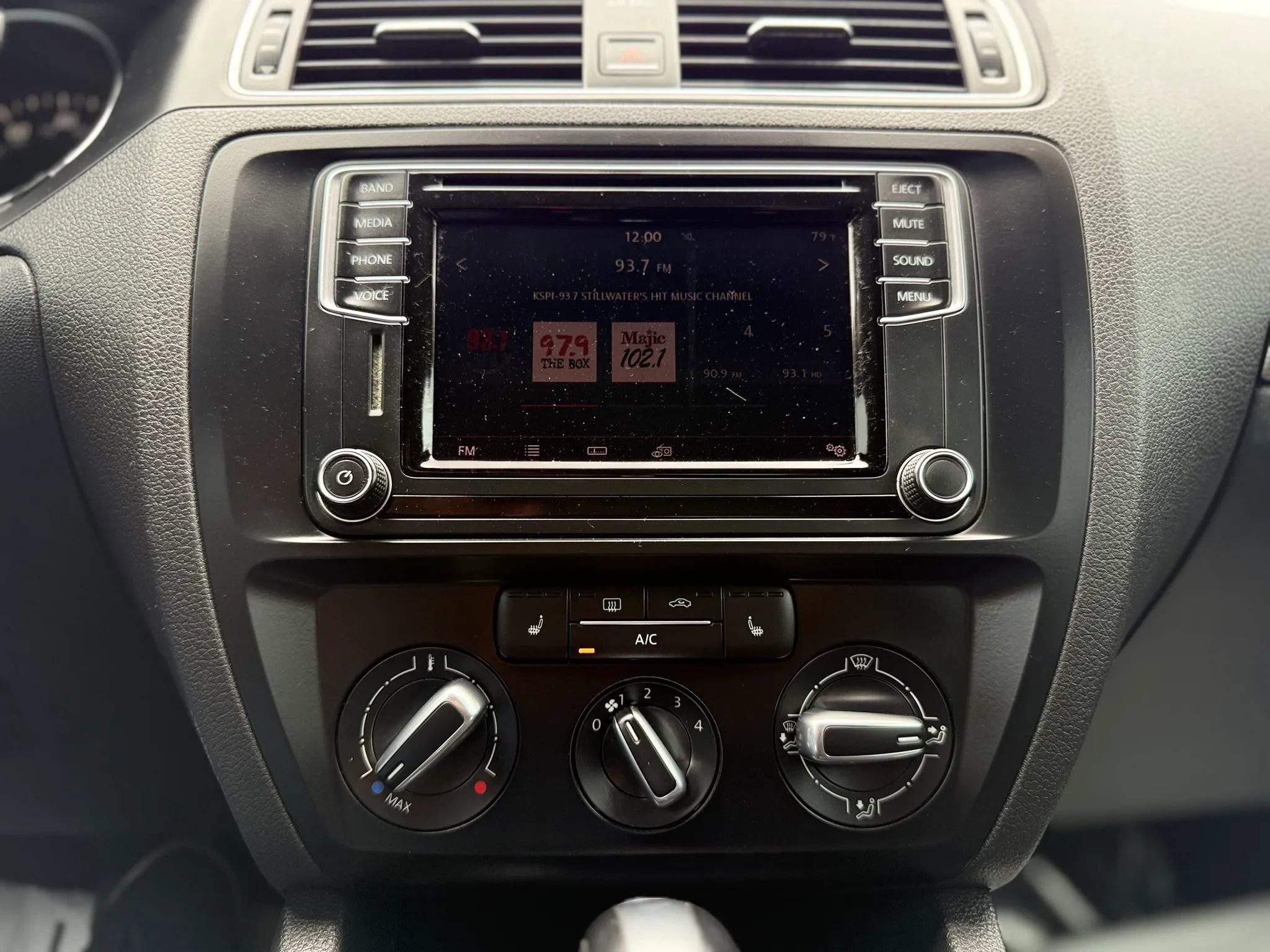 Used 2016 Volkswagen Jetta SE FWD image 20