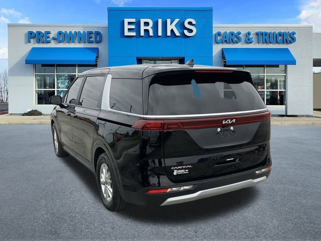 Used 2023 Kia Carnival LX image 9