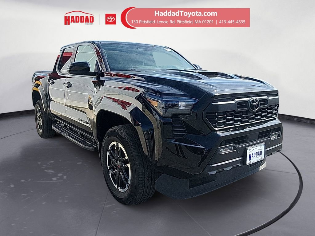 Used 2024 Toyota Tacoma TRD Sport w/ TRD Sport Upgrade Package image 7