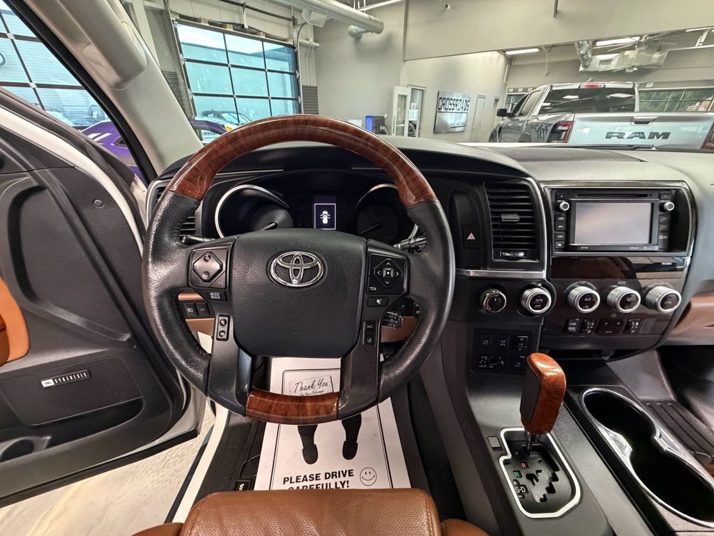 Used 2018 Toyota Sequoia Platinum AWD/4WD image 17