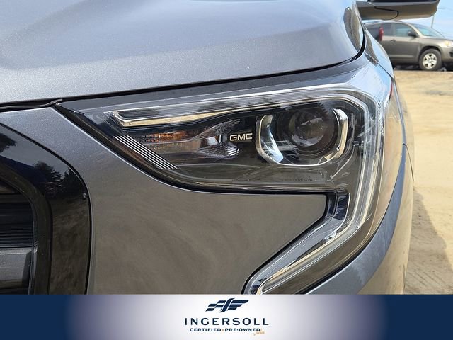 Used 2021 GMC Terrain SLT w/ Elevation Edition image 28