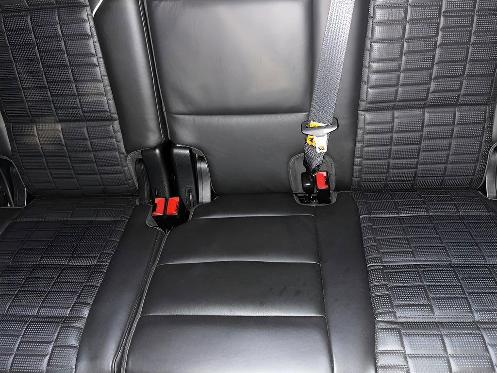 Used 2023 Cadillac Escalade ESV Premium Luxury Platinum image 35