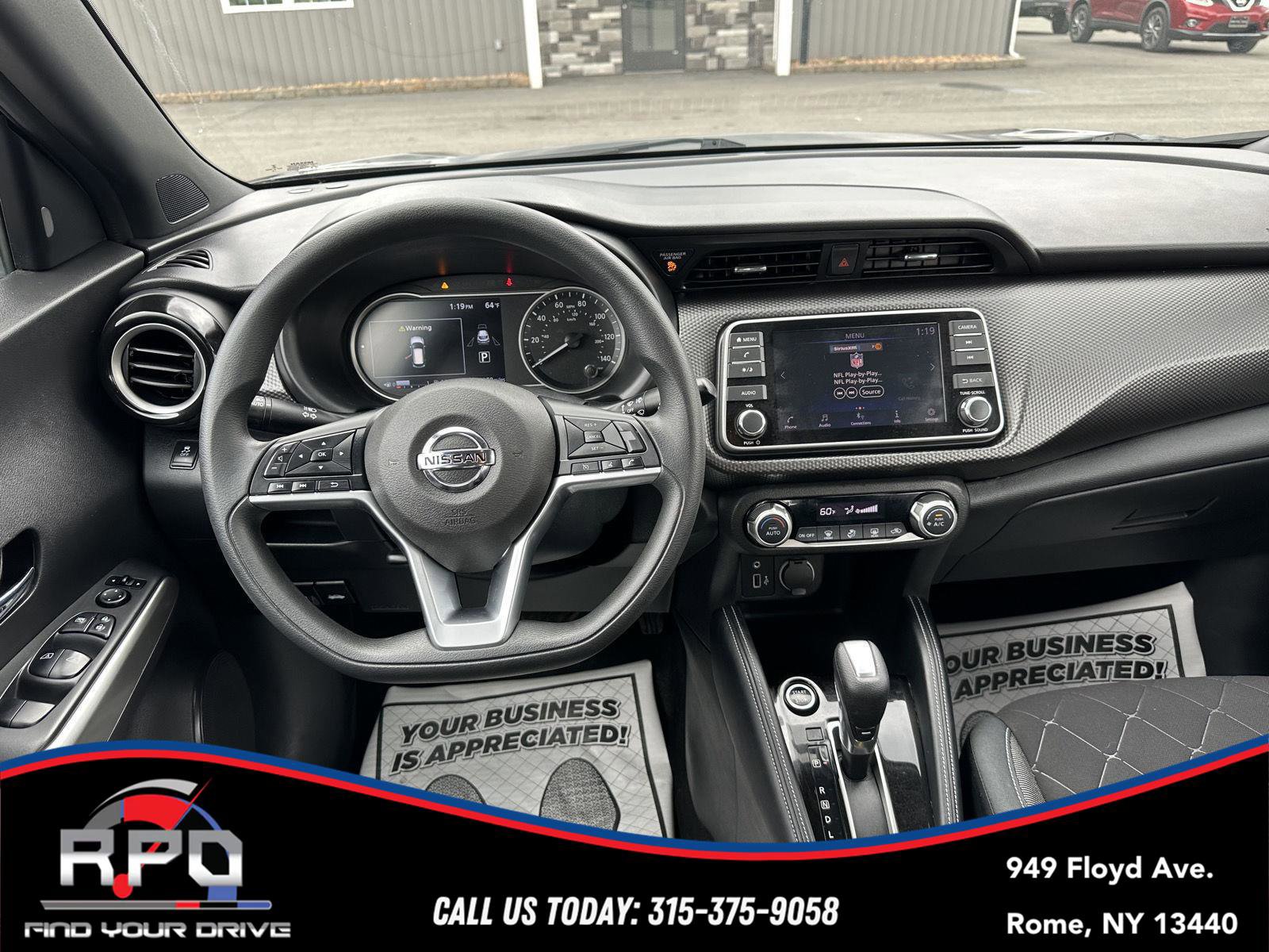 Used 2019 Nissan Kicks SV image 14