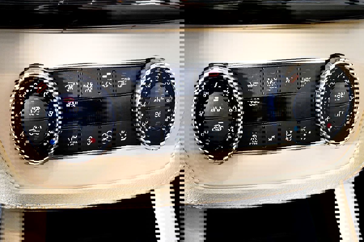 Used 2016 Mercedes-Benz GLE 300d 4MATIC image 34