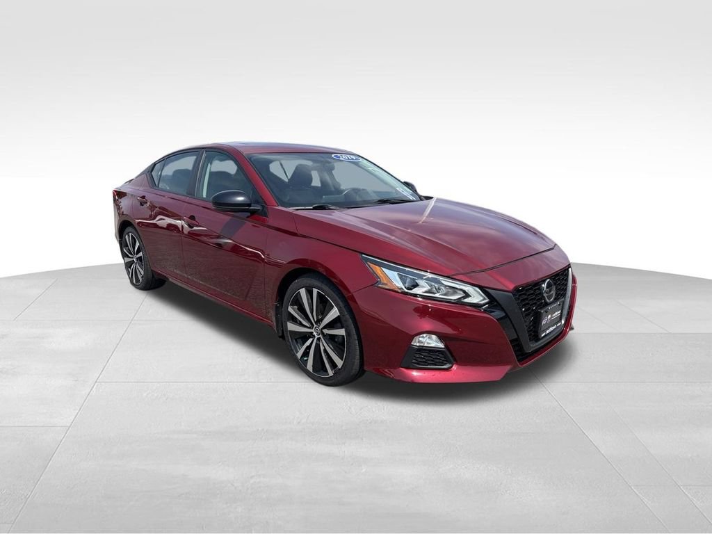 Used 2019 Nissan Altima 2.5 SR w/ SR Premium Package AWD/4WD image 3