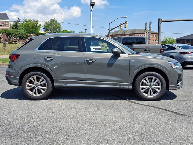 Used 2025 Audi Q3 2.0T Premium AWD/4WD image 7