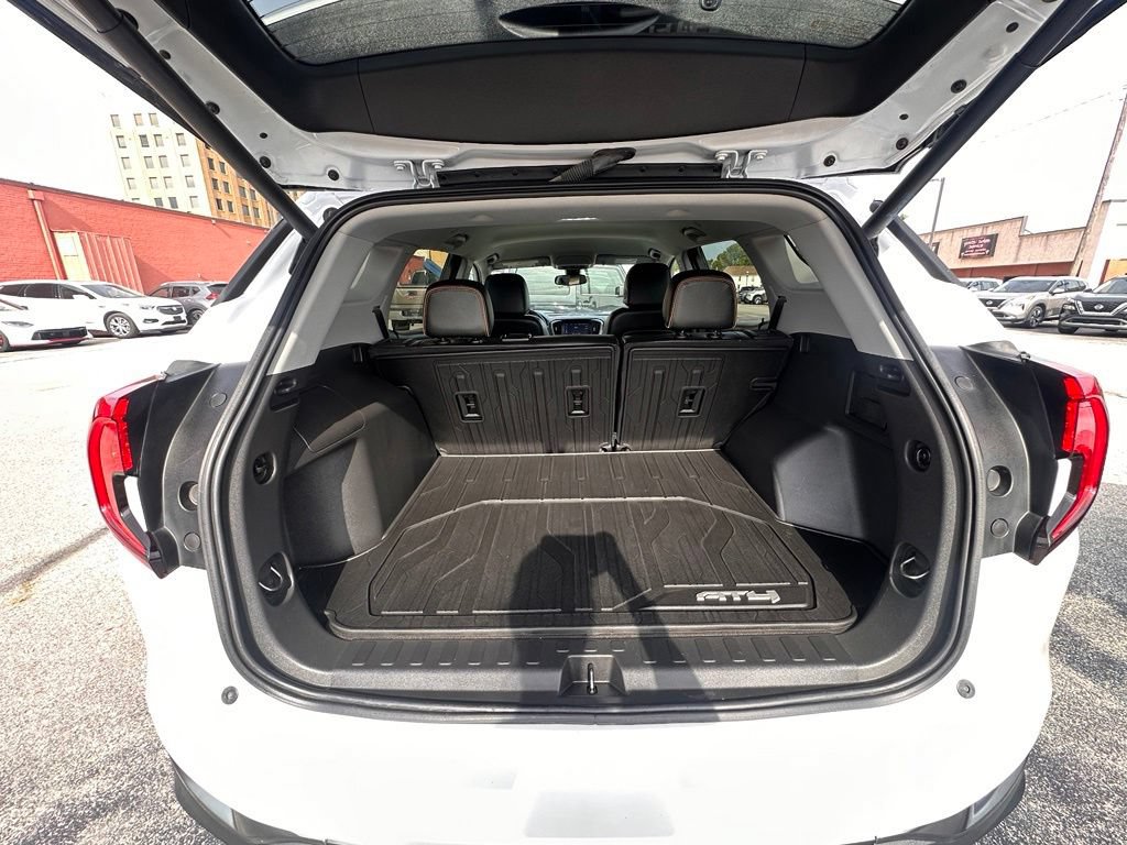 Used 2023 GMC Terrain AT4 w/ Infotainment Package II AWD/4WD image 6