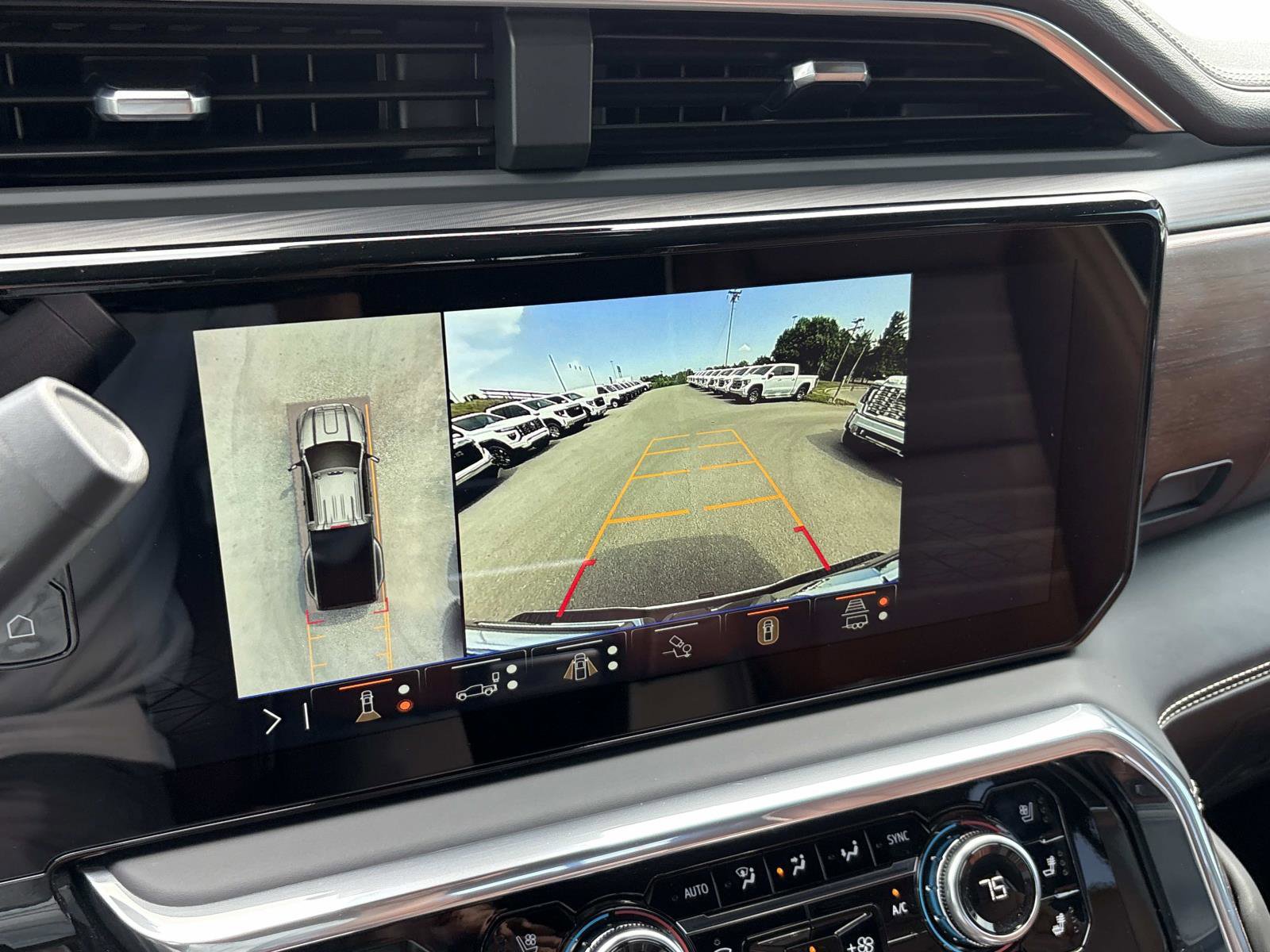 Used 2026 GMC Sierra 3500 Denali Ultimate AWD/4WD image 22