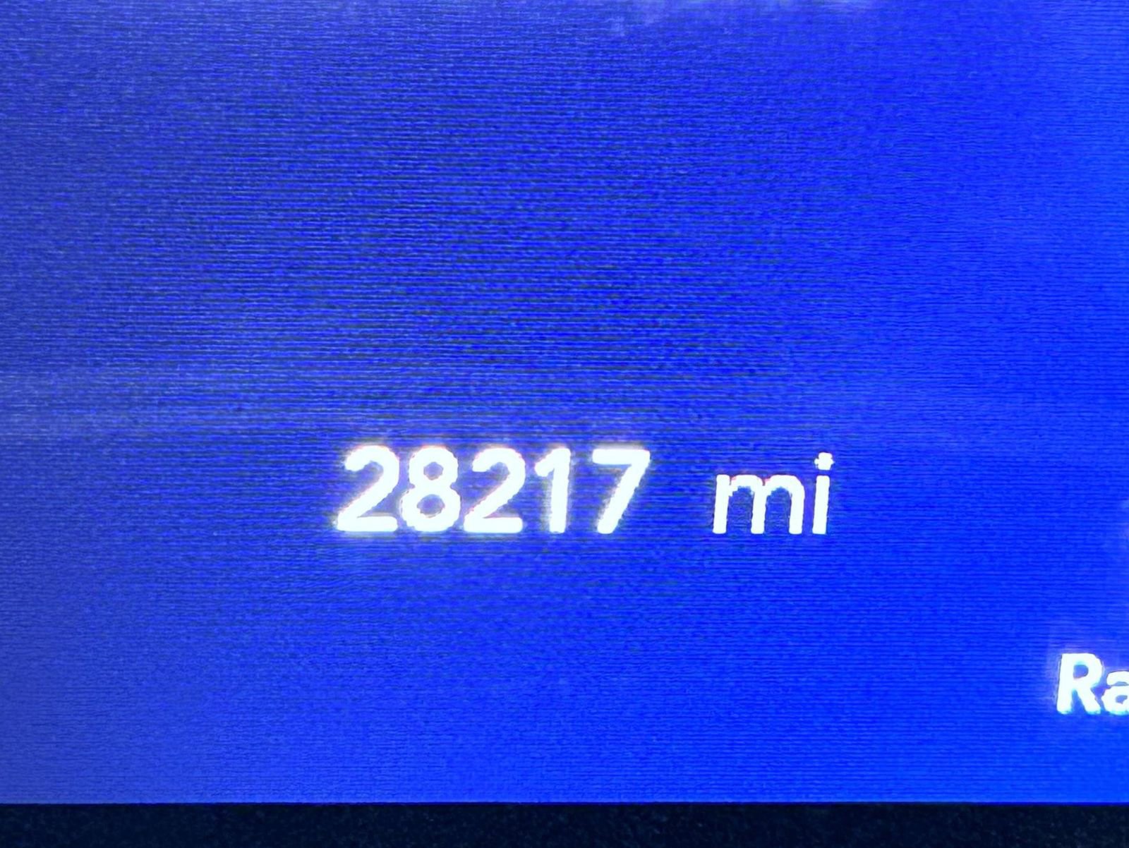 Used 2025 Chrysler Pacifica Select image 11