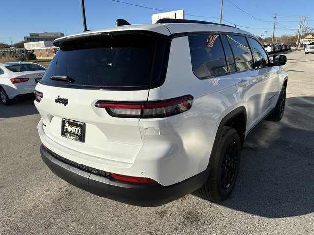 New 2025 Jeep Grand Cherokee L Altitude image 6