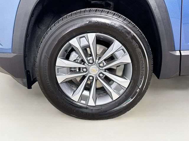 Used 2025 Chevrolet Equinox LT FWD image 31