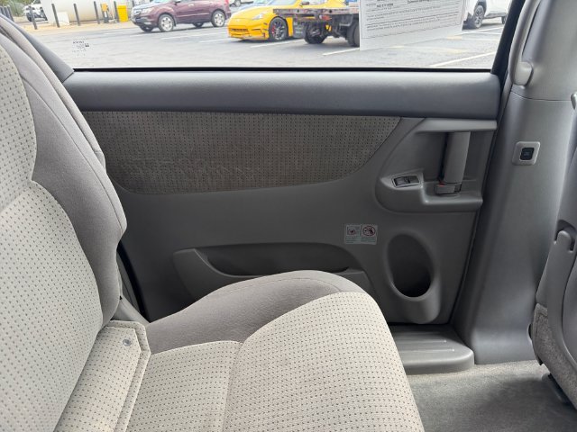 Used 2009 Toyota Sienna LE FWD image 12