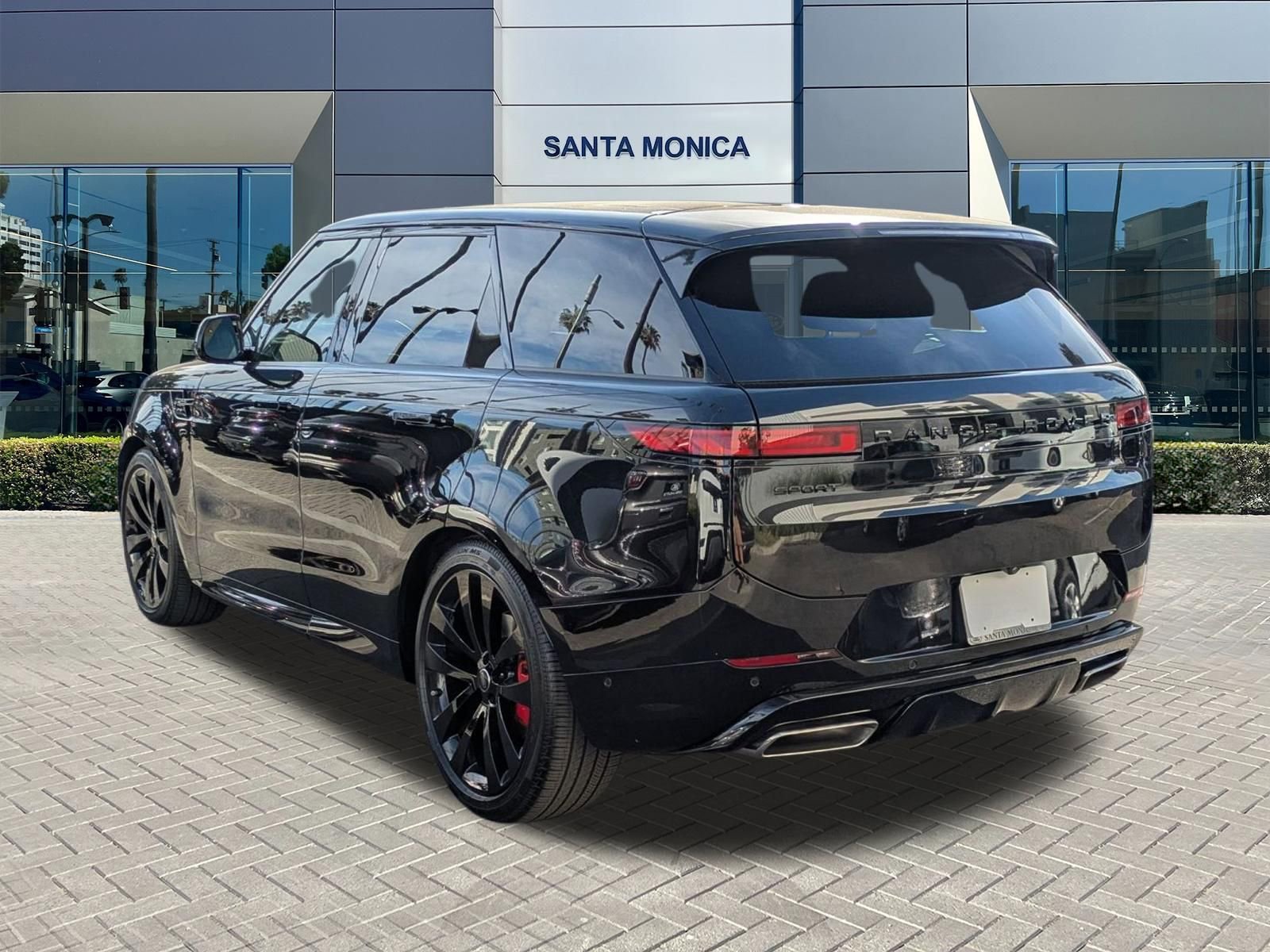 Used 2025 Land Rover Range Rover Sport Dynamic SE image 7
