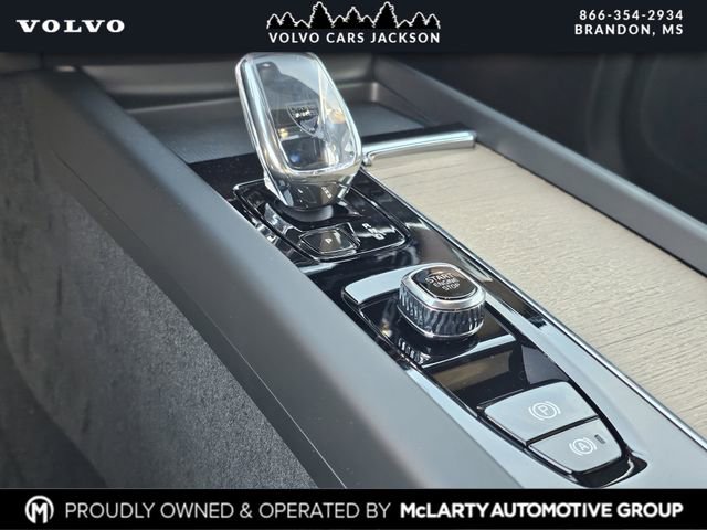 New 2026 Volvo XC60 B5 Plus w/ Protection Package Premier image 18