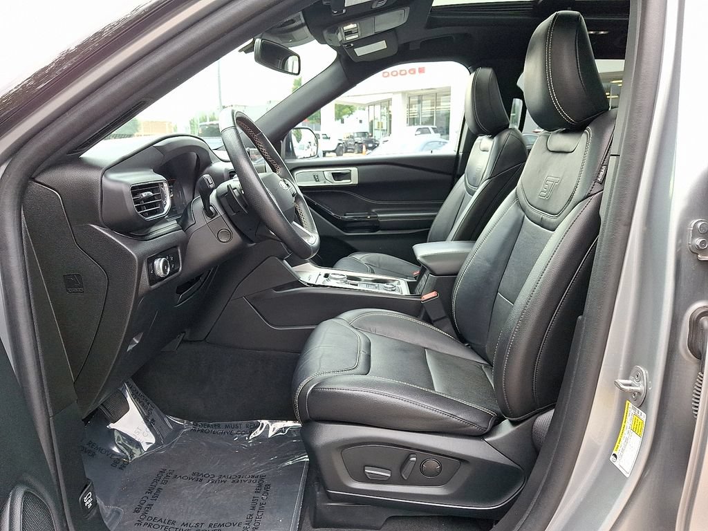 Used 2023 Ford Explorer ST w/ Equipment Group 401A AWD/4WD image 15