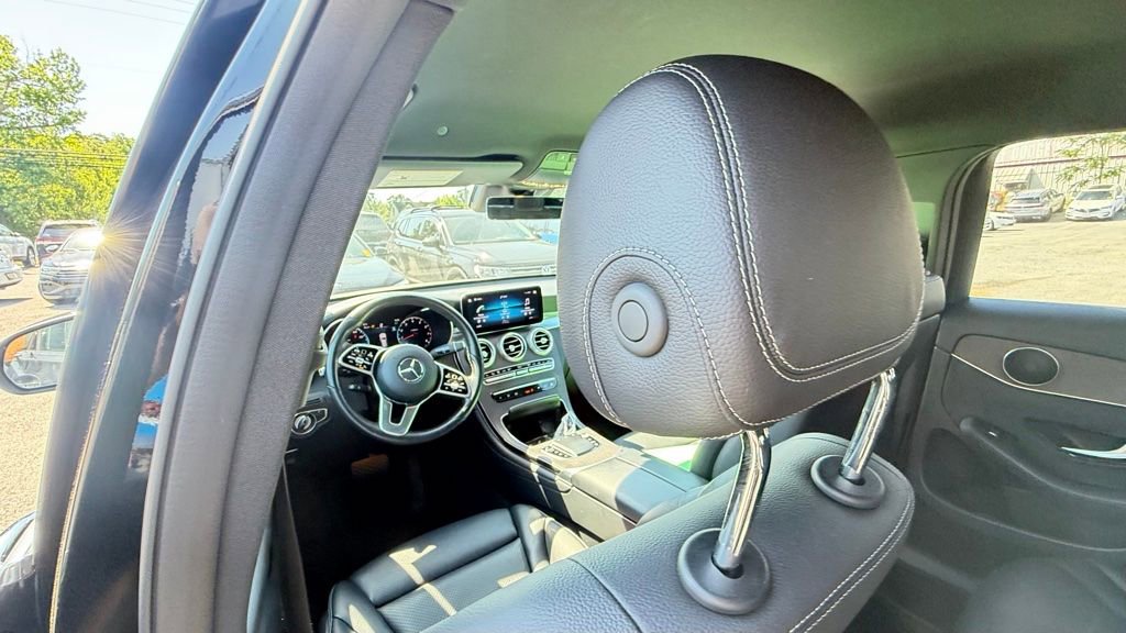 Used 2022 Mercedes-Benz GLC 300 4MATIC w/ Premium Package Lite image 13