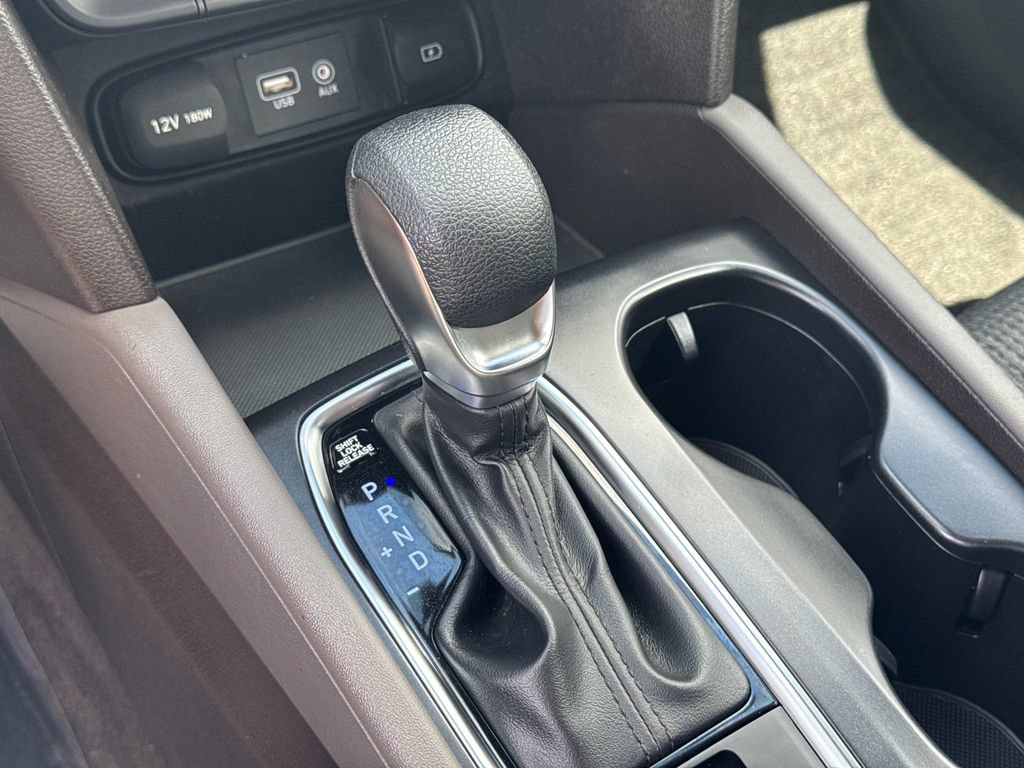 Used 2019 Hyundai Santa Fe SEL FWD image 32